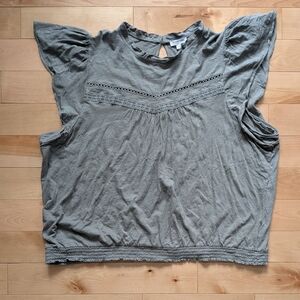 Reitmans Green Flutter Sleeve Blouse